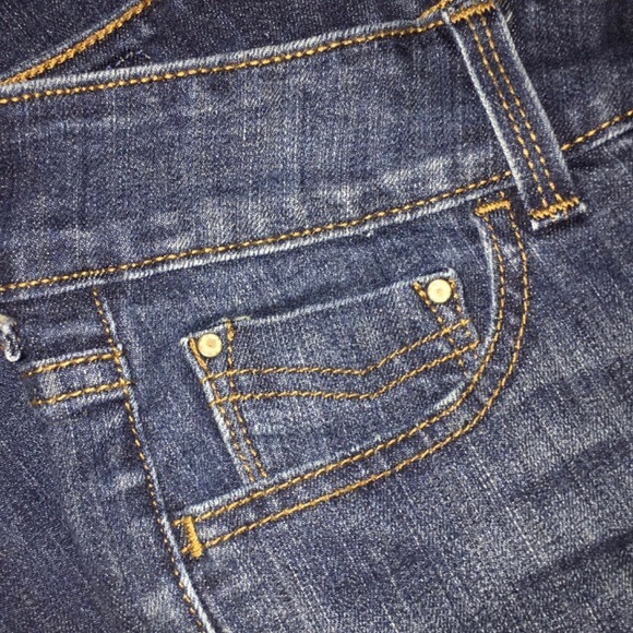 Levi’s 526 Jeans - Picture 6 of 8